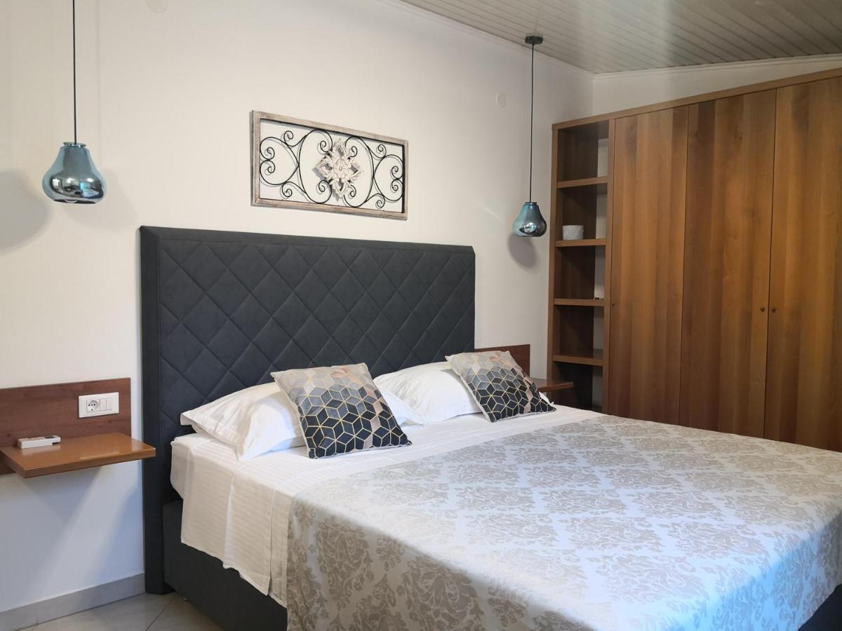 Private Oasis-Villa Sandina Сплит Екстериор снимка